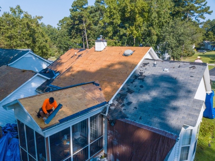 Tile roof replacement cost Conroe