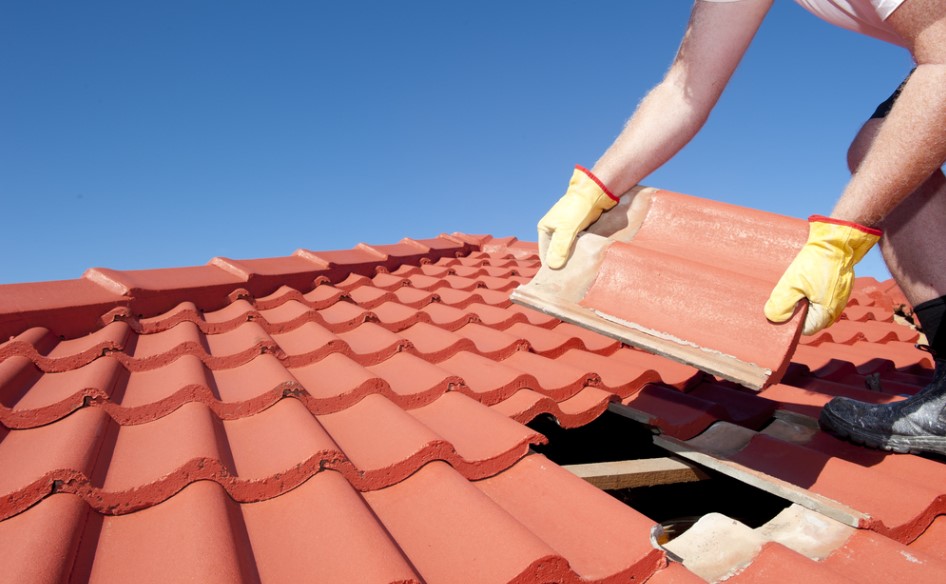commercial roofing repair services in Willis